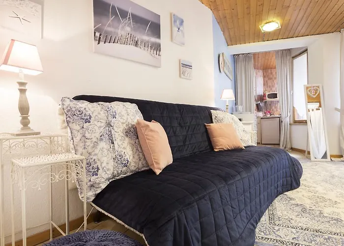 Romantic Studio Center